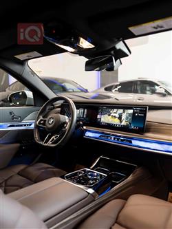 بي ام دبليو الفئة 7